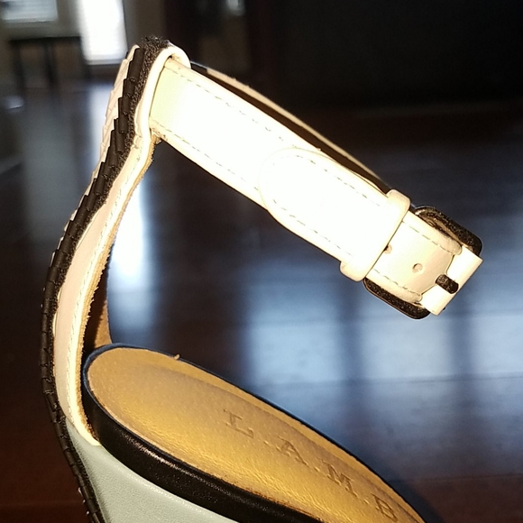 L.A.M.B. Sandals - Picture 3 of 8